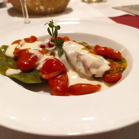 ホテル Torrenova Di