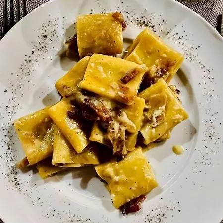 ホテル Torrenova Di