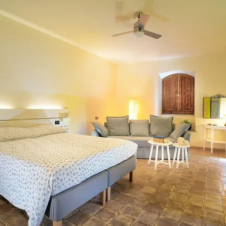 Torrenova Di 3* アッシジ